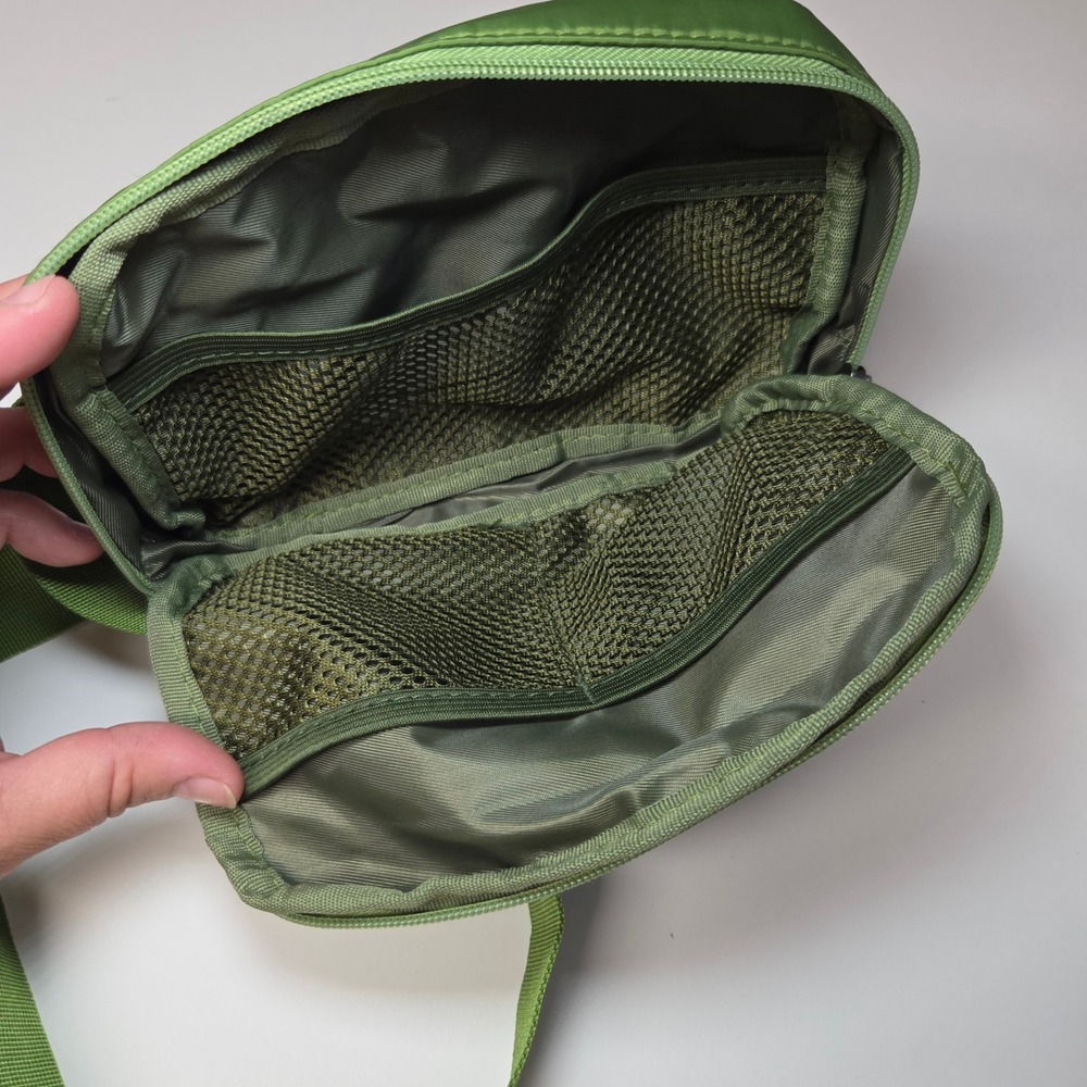 Green Nylon Belt Bag Fanny Pack Crossbody Pouch - Picture 6 of 10